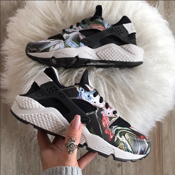 NWT Nike Huarache run Premium print - Picture 4 of 8
